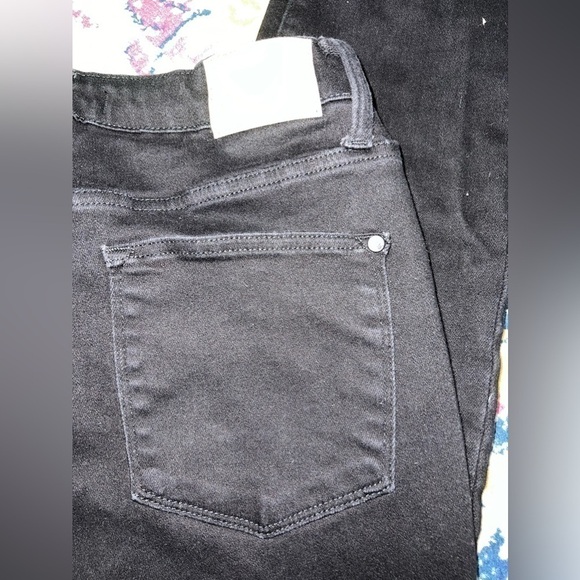 Judy Blue Slim Fit - Picture 3 of 6